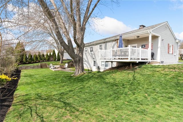 15 Green Street, Cumberland, RI 02864