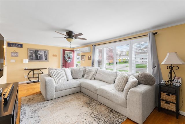 15 Green Street, Cumberland, RI 02864