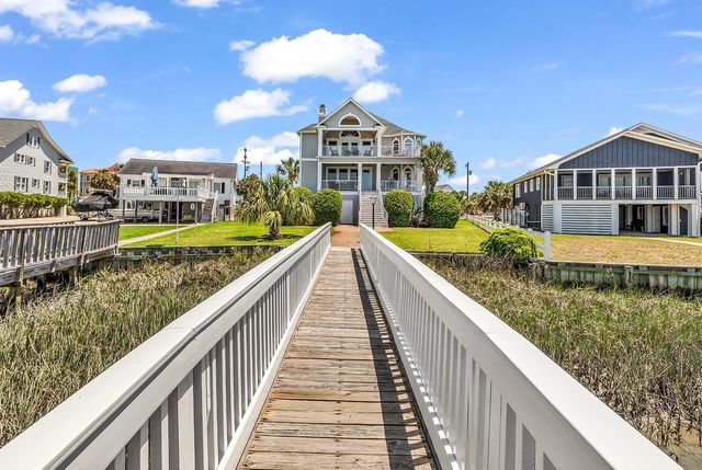 1420 S Waccamaw Dr., Garden City Beach, SC 29576