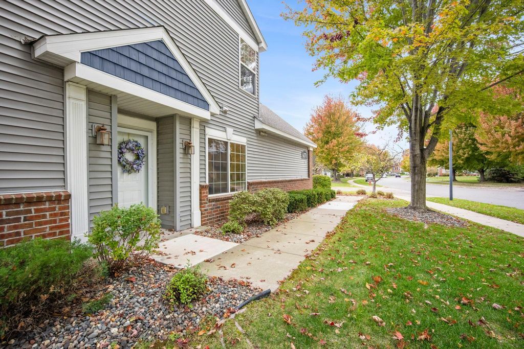 6870 139th Lane NW 1, Ramsey, MN 55303 — photo 5