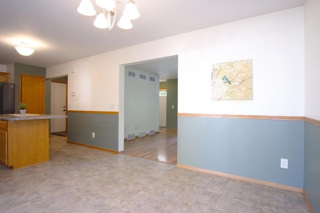 934 Tony Drive, Madison, WI 53704
