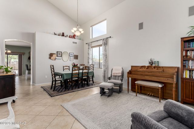 17612 S Bronze Mountain Pass, Vail, AZ 85641