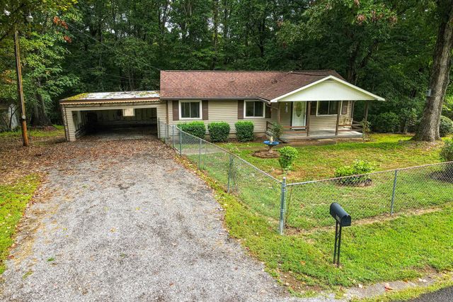 1061 Northfork Dr, W, Ashland City, TN 37015