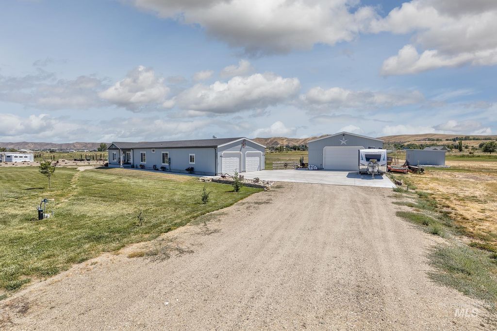 5403 Joseph Ln, Emmett, ID 83617