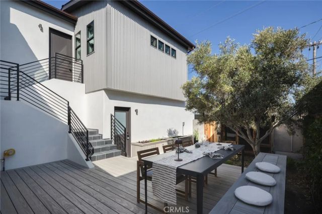 2212 Cliff Drive, Newport Beach, CA 92663