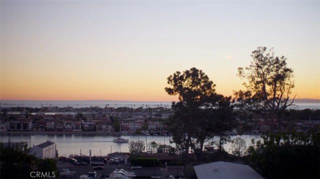 2212 Cliff Drive, Newport Beach, CA 92663