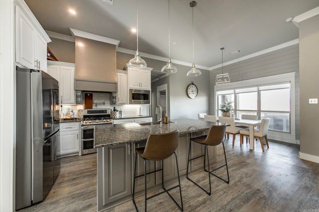 43 Wellington Place, Cabot, AR 72023