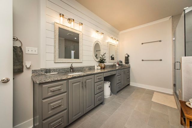 43 Wellington Place, Cabot, AR 72023