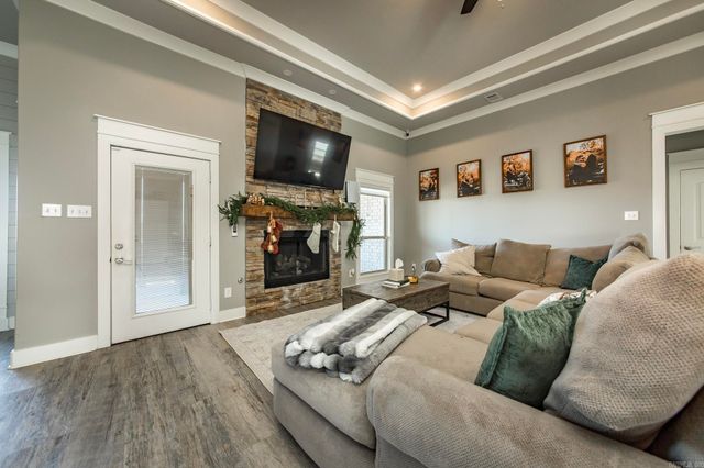 43 Wellington Place, Cabot, AR 72023