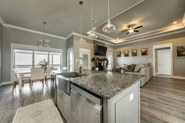 43 Wellington Place, Cabot, AR 72023