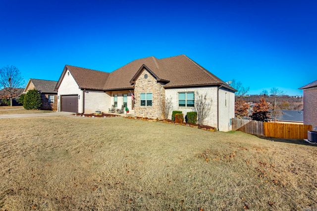 43 Wellington Place, Cabot, AR 72023