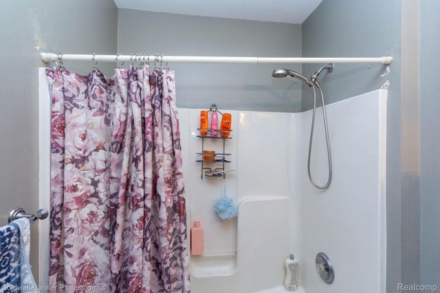 25508 Saint James, Southfield, MI 48075