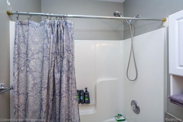 25508 Saint James, Southfield, MI 48075