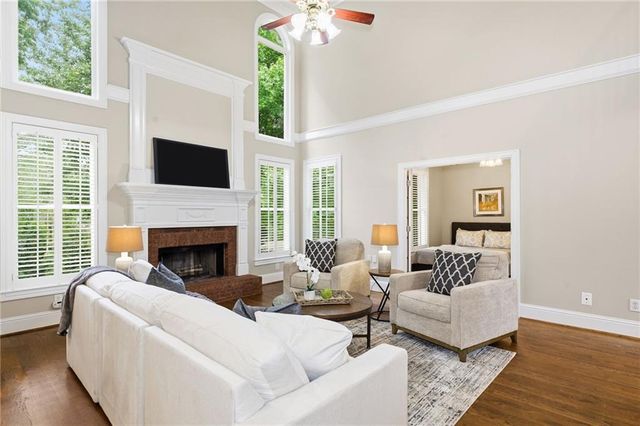 2704 Riderwood Place NE, Marietta, GA 30062