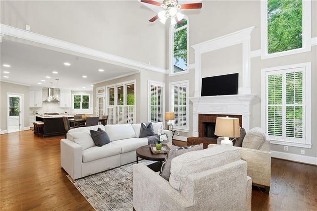 2704 Riderwood Place NE, Marietta, GA 30062