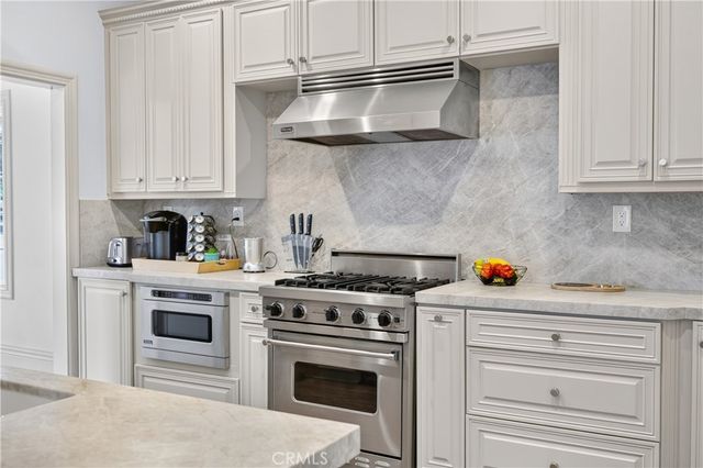 515 N Crescent Heights, Los Angeles, CA 90048
