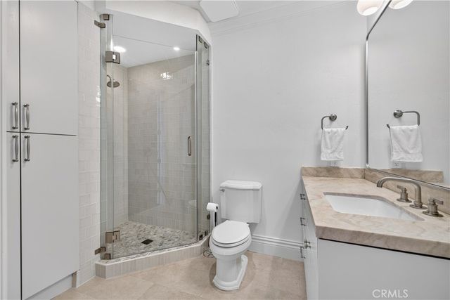 515 N Crescent Heights, Los Angeles, CA 90048