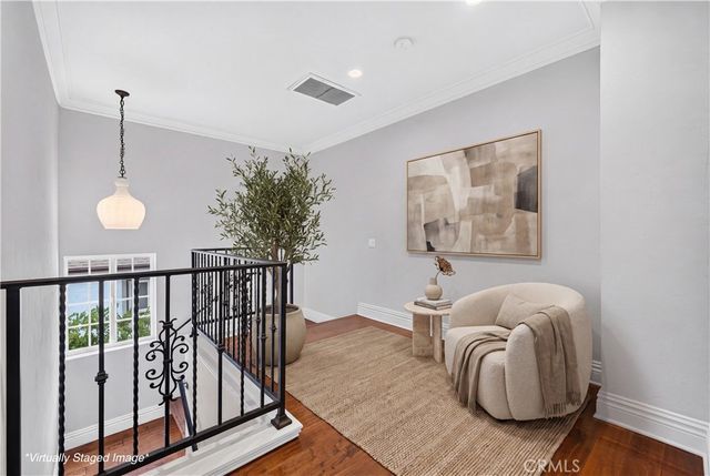 515 N Crescent Heights, Los Angeles, CA 90048