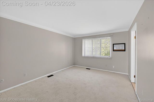 1584 Chanticlair Circle, Wixom, MI 48393