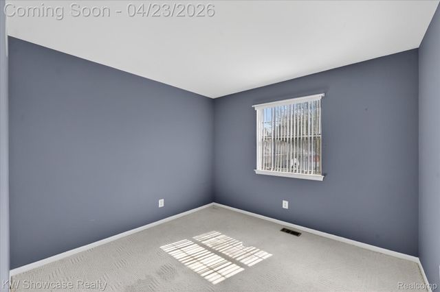1584 Chanticlair Circle, Wixom, MI 48393