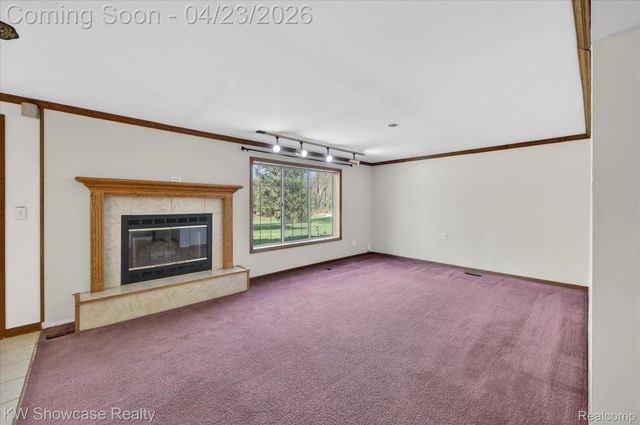 1584 Chanticlair Circle, Wixom, MI 48393