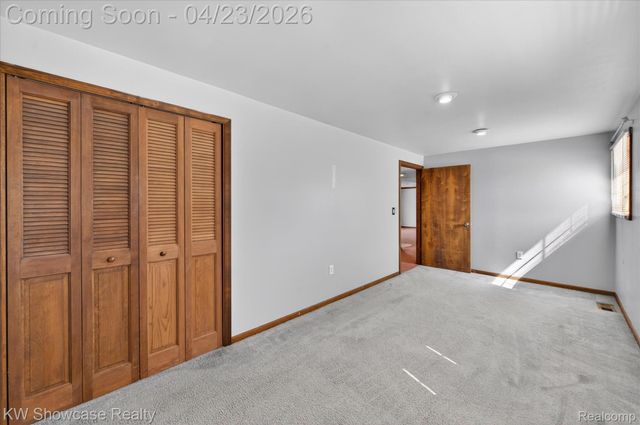 1584 Chanticlair Circle, Wixom, MI 48393