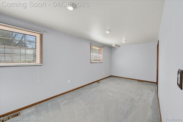 1584 Chanticlair Circle, Wixom, MI 48393