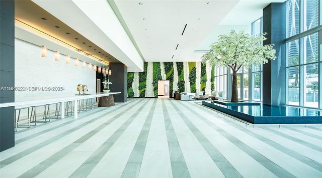 851 NE 1st Ave 1608, Miami, FL 33132