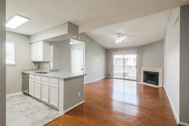 3100 Jeanetta Street 1204, Houston, TX 77063