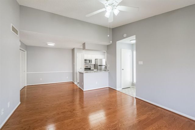 3100 Jeanetta Street 1204, Houston, TX 77063