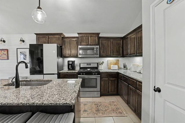 11116 NW 97th Street, Yukon, OK 73099