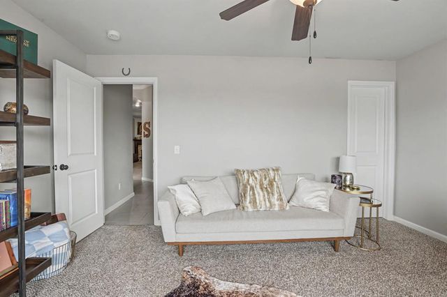 11116 NW 97th Street, Yukon, OK 73099