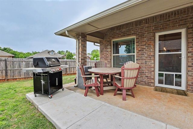 11116 NW 97th Street, Yukon, OK 73099
