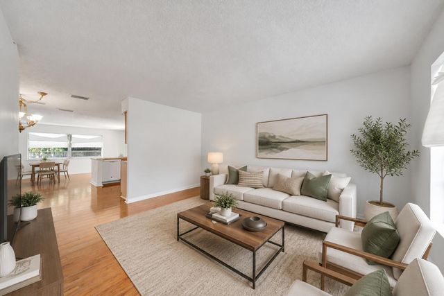 3821 NE 16th Avenue, Oakland Park, FL 33334