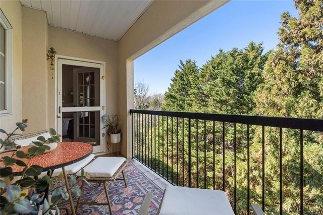 3636 Habersham Road NW 2404, Atlanta, GA 30305