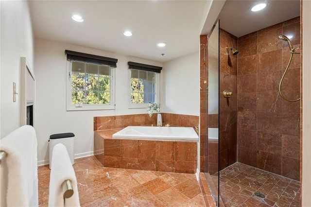 3636 Habersham Road NW 2404, Atlanta, GA 30305