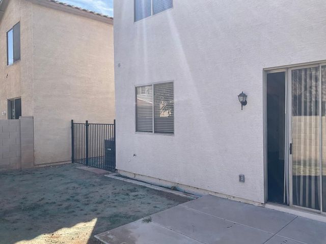2133 N 29th Place, Mesa, AZ 85213