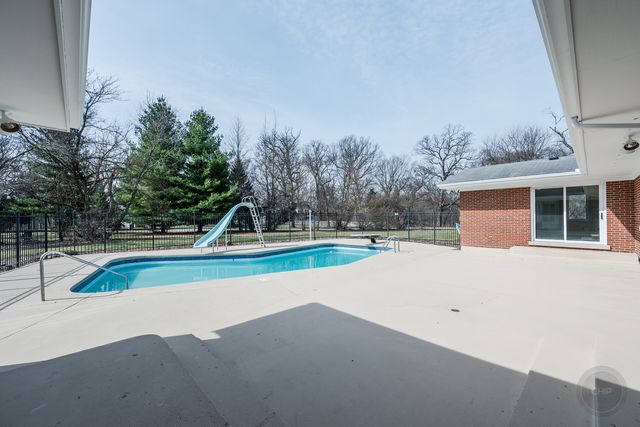 15600 Griswold Springs Road, Plano, IL 60545