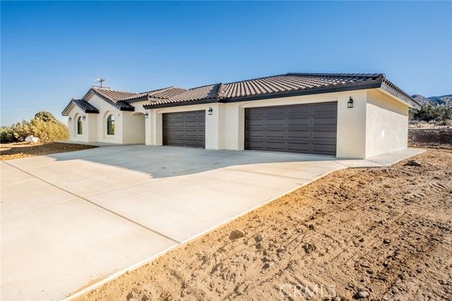 1275 Hollister, Pinon Hills, CA 92372