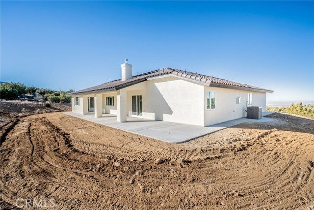 1275 Hollister, Pinon Hills, CA 92372