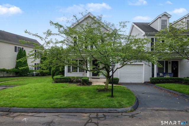 12 West Sussex Place 12, Madison, CT 06443