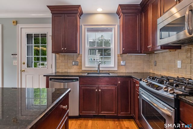 12 West Sussex Place 12, Madison, CT 06443