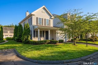 12 West Sussex Place 12, Madison, CT 06443