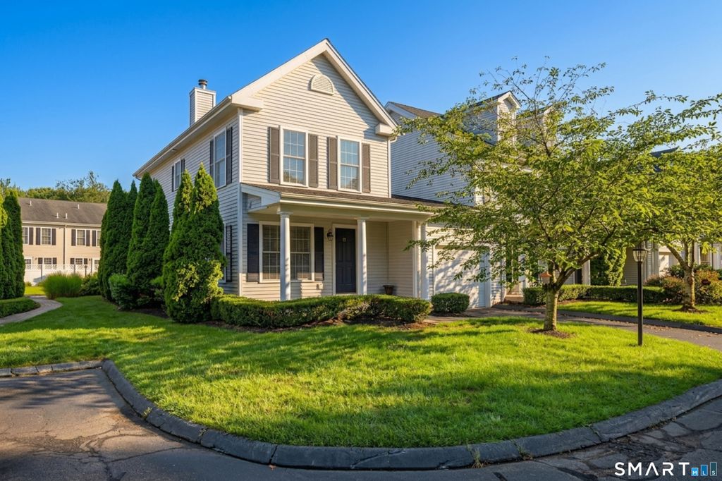 12 West Sussex Place 12, Madison, CT 06443