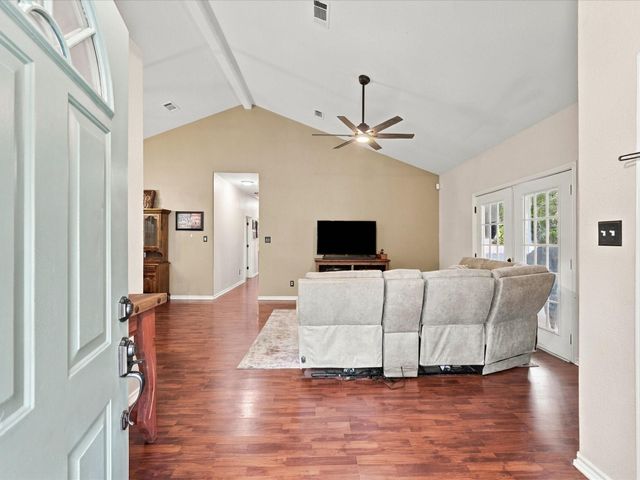 306 Sherwood Forest Street, Conroe, TX 77316