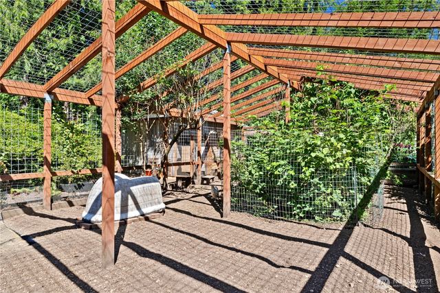 5505 Oyster Bay Road NW, Olympia, WA 98502