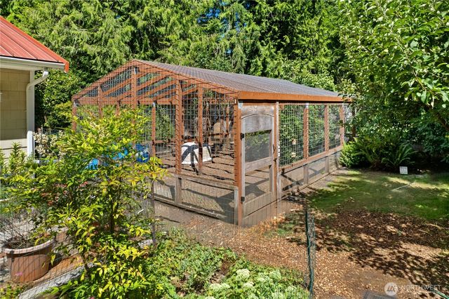 5505 Oyster Bay Road NW, Olympia, WA 98502