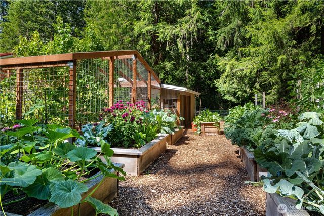 5505 Oyster Bay Road NW, Olympia, WA 98502