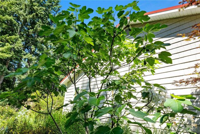 5505 Oyster Bay Road NW, Olympia, WA 98502