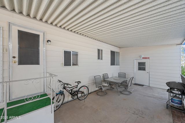 300 S VAL VISTA Drive 255, Mesa, AZ 85204